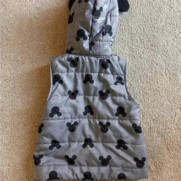 Mickey Mouse Puffer Vest - Picture 4 of 4